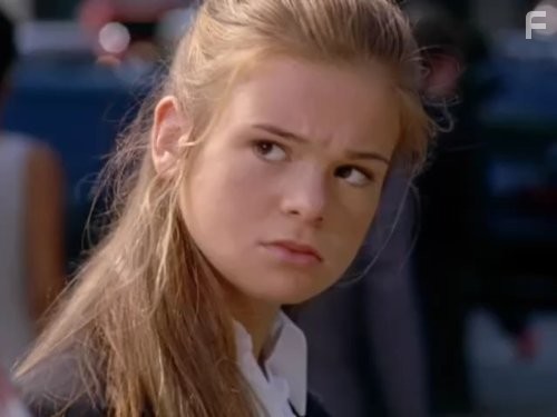 Ellen Muth in Мёртвые, как я (2003)