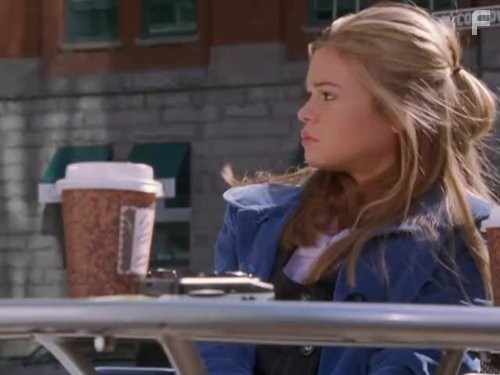 Ellen Muth in Мёртвые, как я (2003)