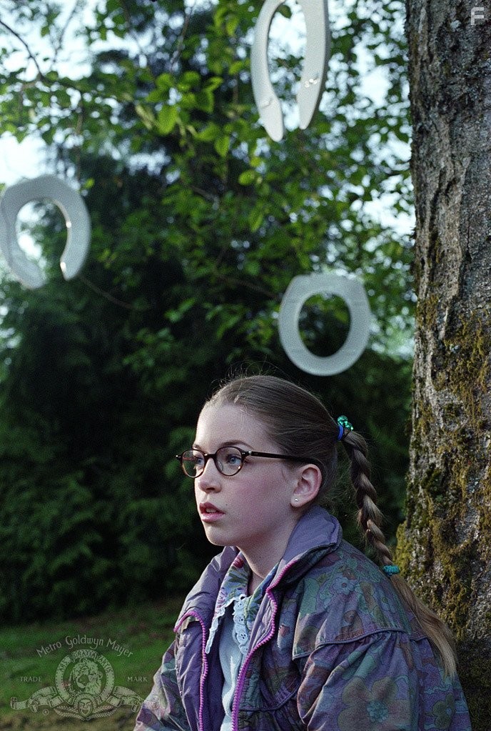 Britt McKillip in Мёртвые, как я (2003)