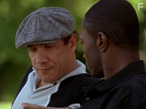 Paul Ben-Victor and Jamie Hector in Прослушка (2002)