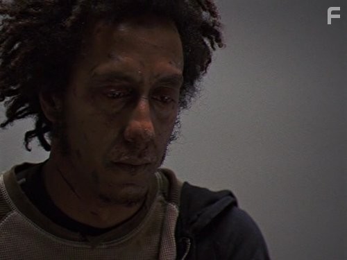 Andre Royo in Прослушка (2002)