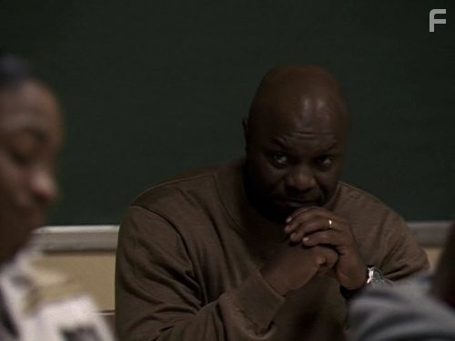 Robert Wisdom in Прослушка (2002)