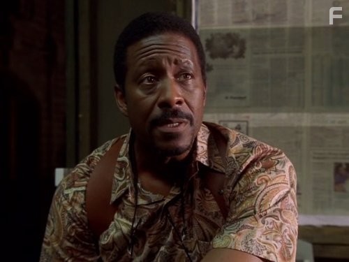 Clarke Peters in Прослушка (2002)