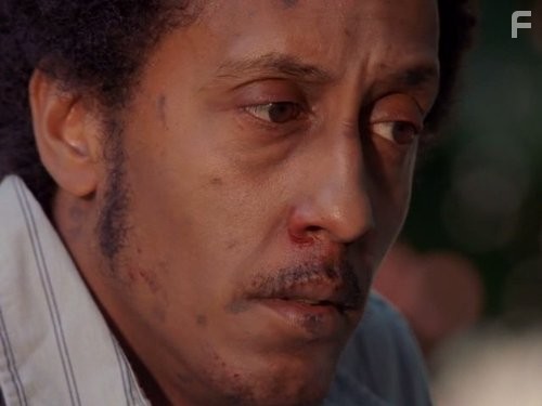 Andre Royo in Прослушка (2002)
