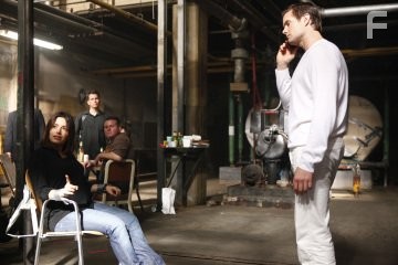 Garret Dillahunt and Sarah Shahi in Жизнь как приговор (2007)