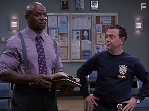 Terry Crews and Joe Lo Truglio in Бруклин 9-9 (2013)