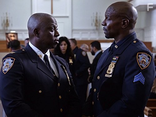 Andre Braugher and Terry Crews in Бруклин 9-9 (2013)
