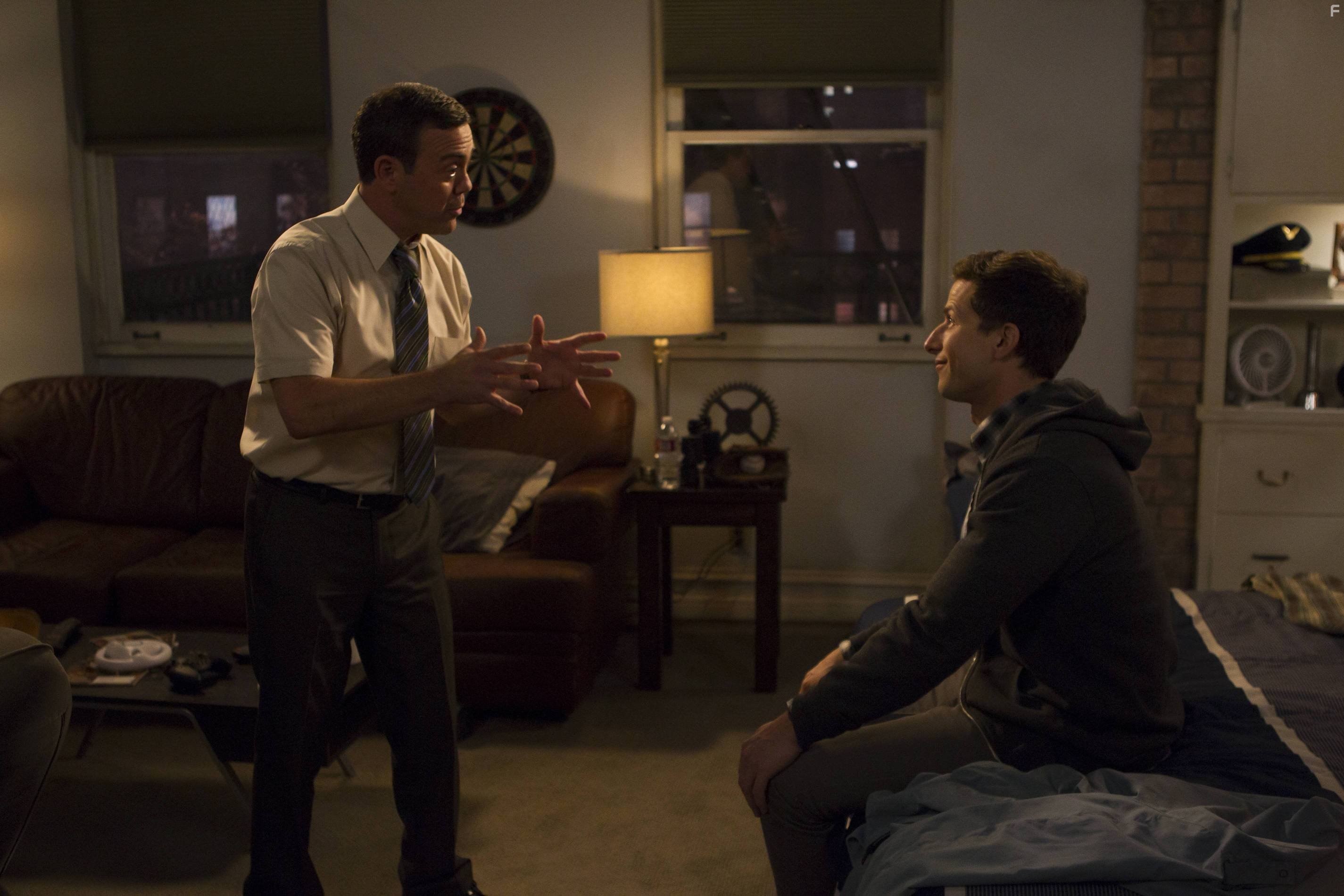 Joe Lo Truglio and Andy Samberg in Бруклин 9-9 (2013)