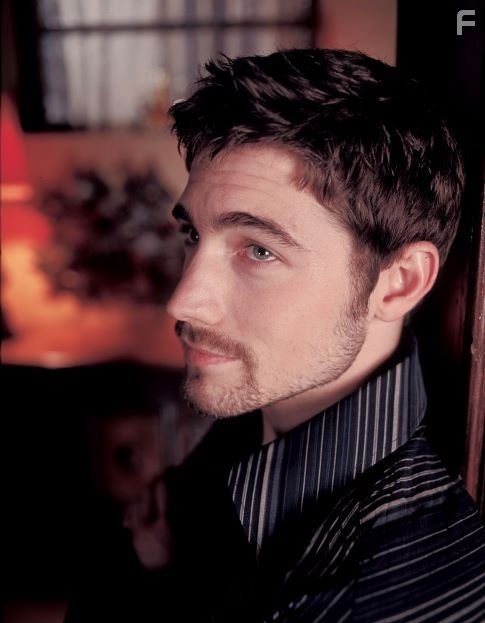 Tyron Leitso in Чyдопад (2004)