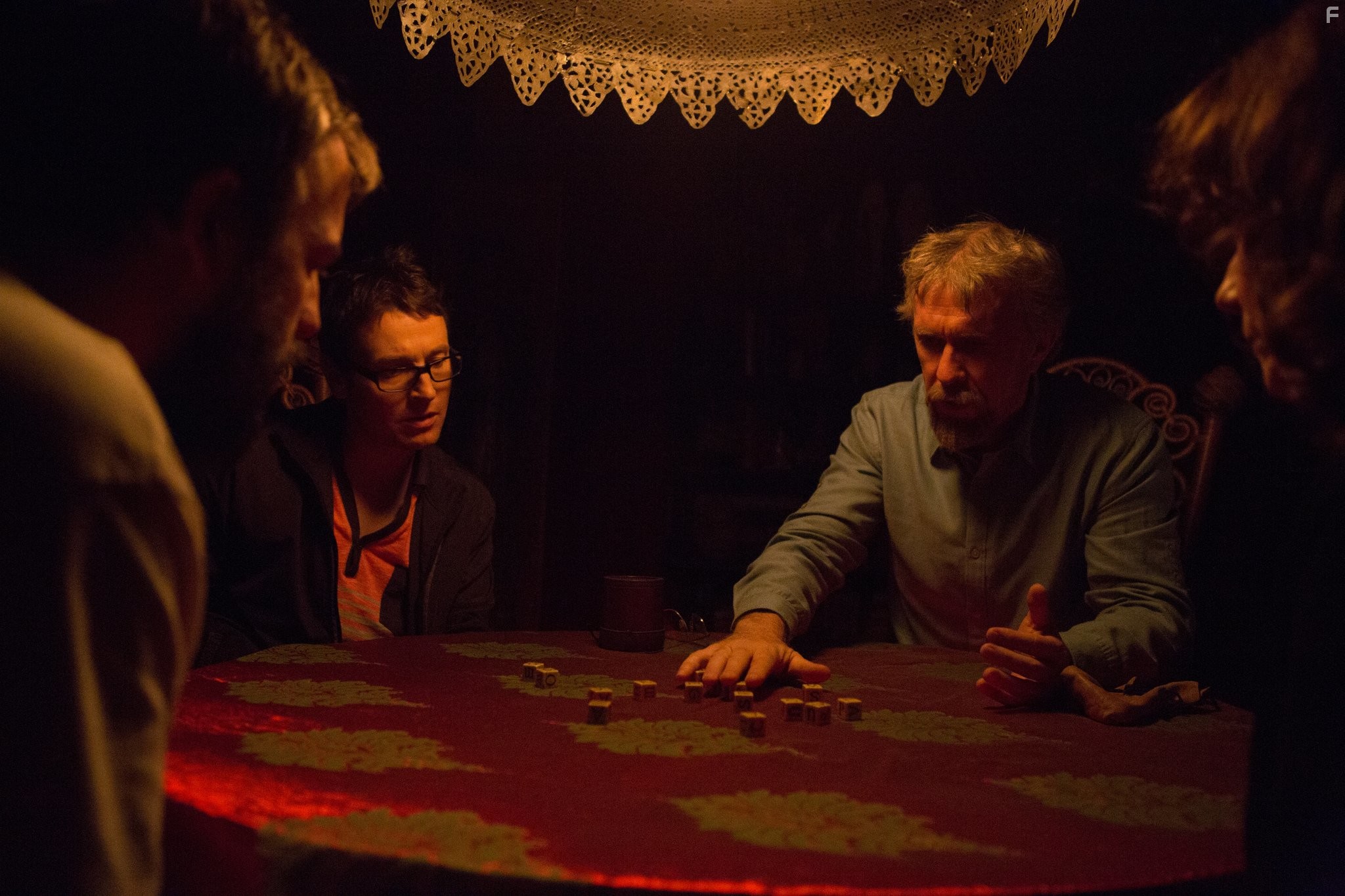 Barbara Hershey, Steve Coulter, Angus Sampson, and Leigh Whannell in Астрал: Глава 2 (2013)