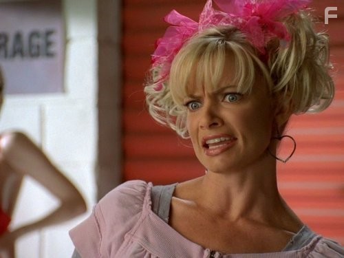 Jaime Pressly in Меня зовут Эрл (2005)