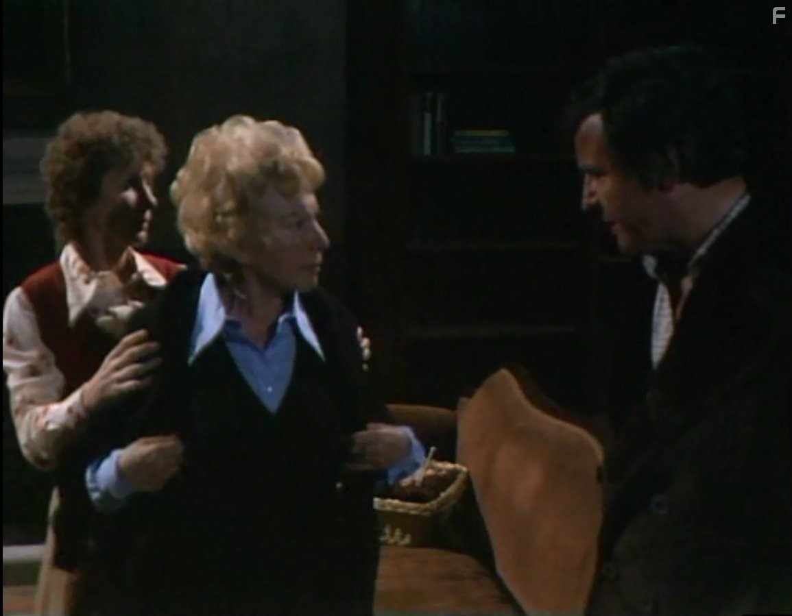 Eileen Helsby, Glyn Owen, and Hana Maria Pravda in Survivors (1975)