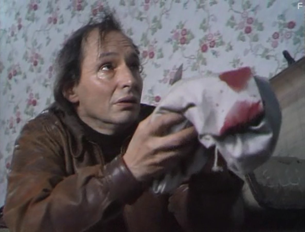 Talfryn Thomas in Survivors (1975)