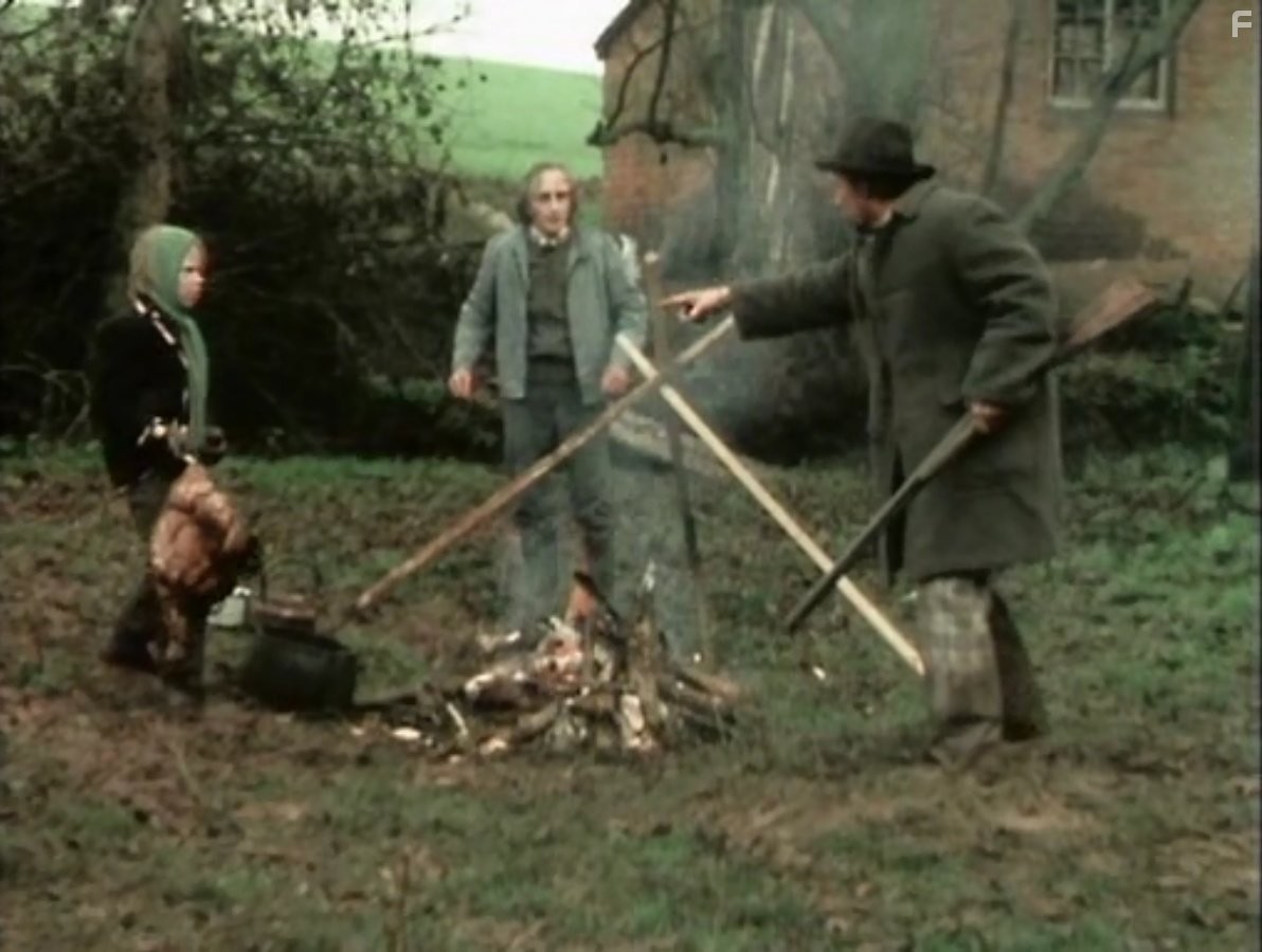 Robert Fyfe and Talfryn Thomas in Survivors (1975)
