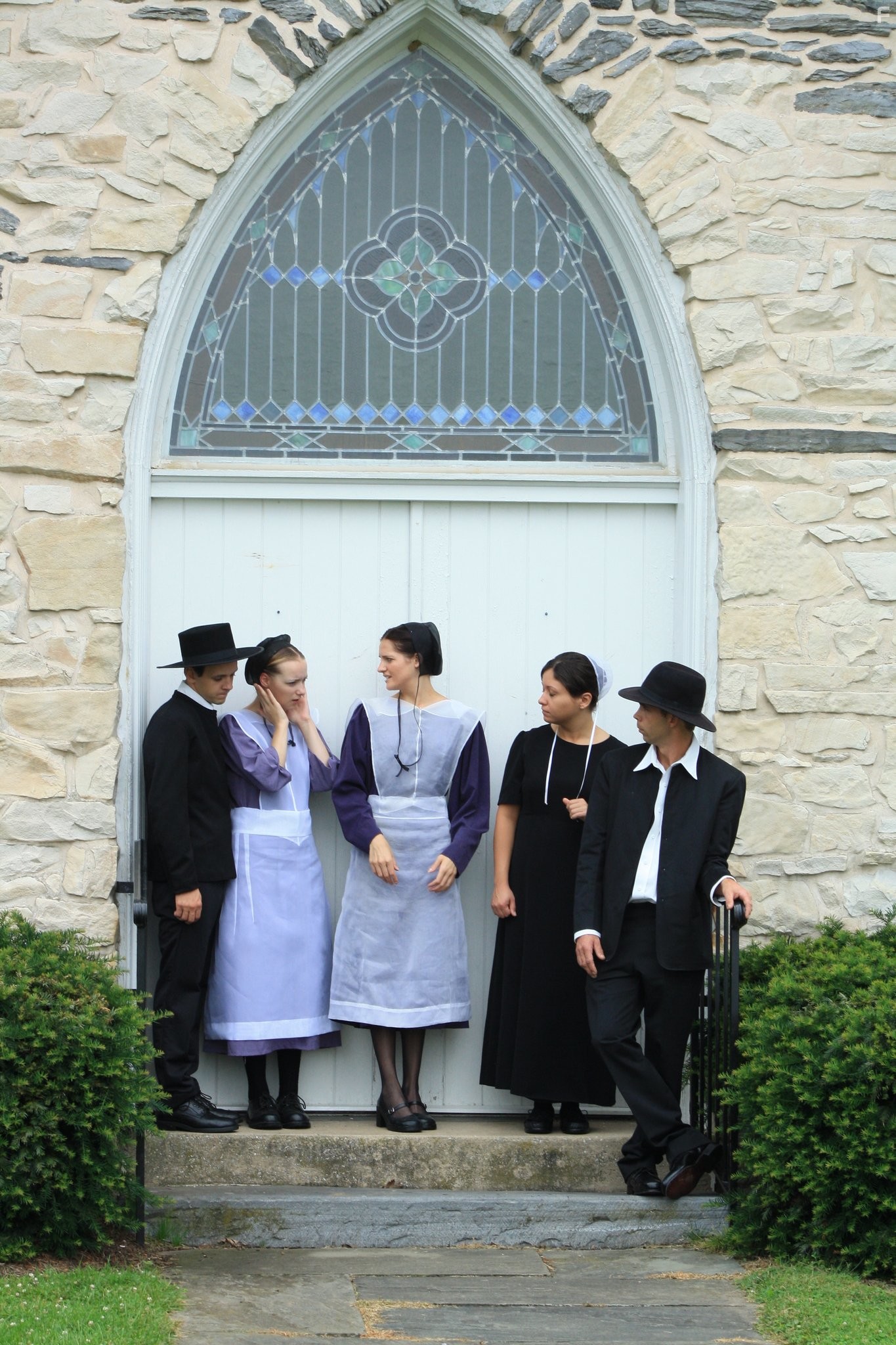 Breaking Amish (2012)