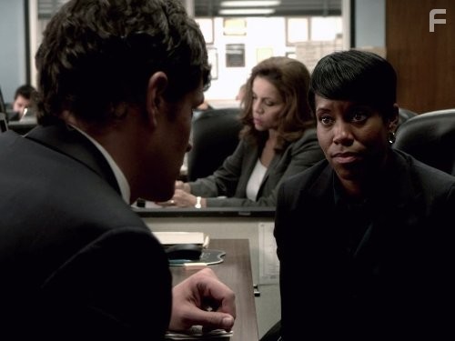Regina King and Tom Everett Scott in Саутленд (2009)