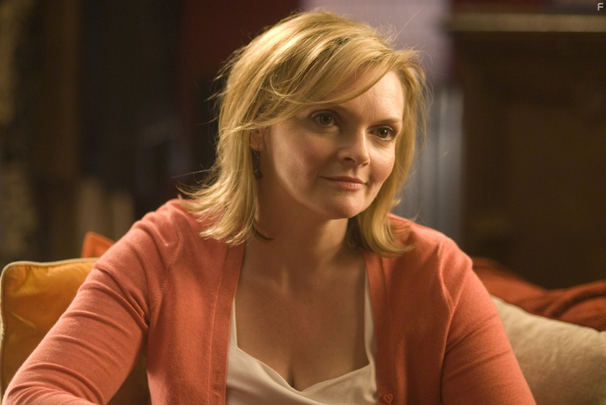 Sharon Small in Любовницы (2008)