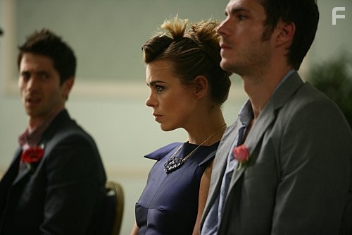 James D'Arcy, Iddo Goldberg, and Billie Piper in Тайный дневник девушки по вызову (2007)