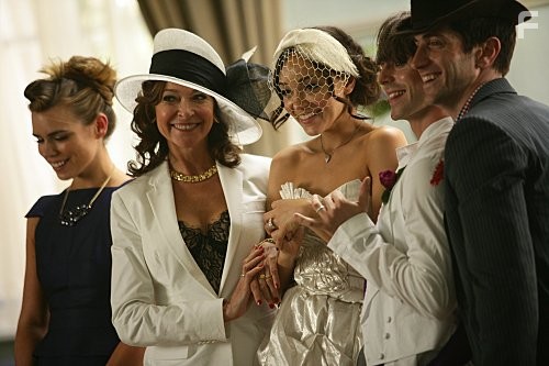 Iddo Goldberg, Cherie Lunghi, Ashley Madekwe, and Billie Piper in Тайный дневник девушки по вызову (2007)