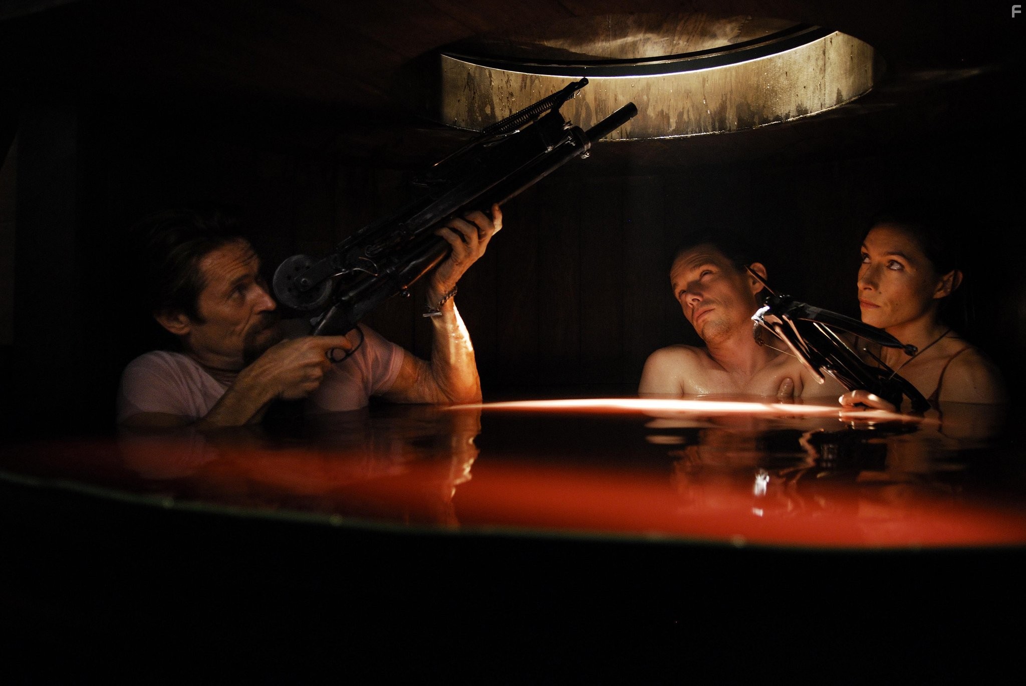 Ethan Hawke, Willem Dafoe, and Claudia Karvan in Воины света (2009)