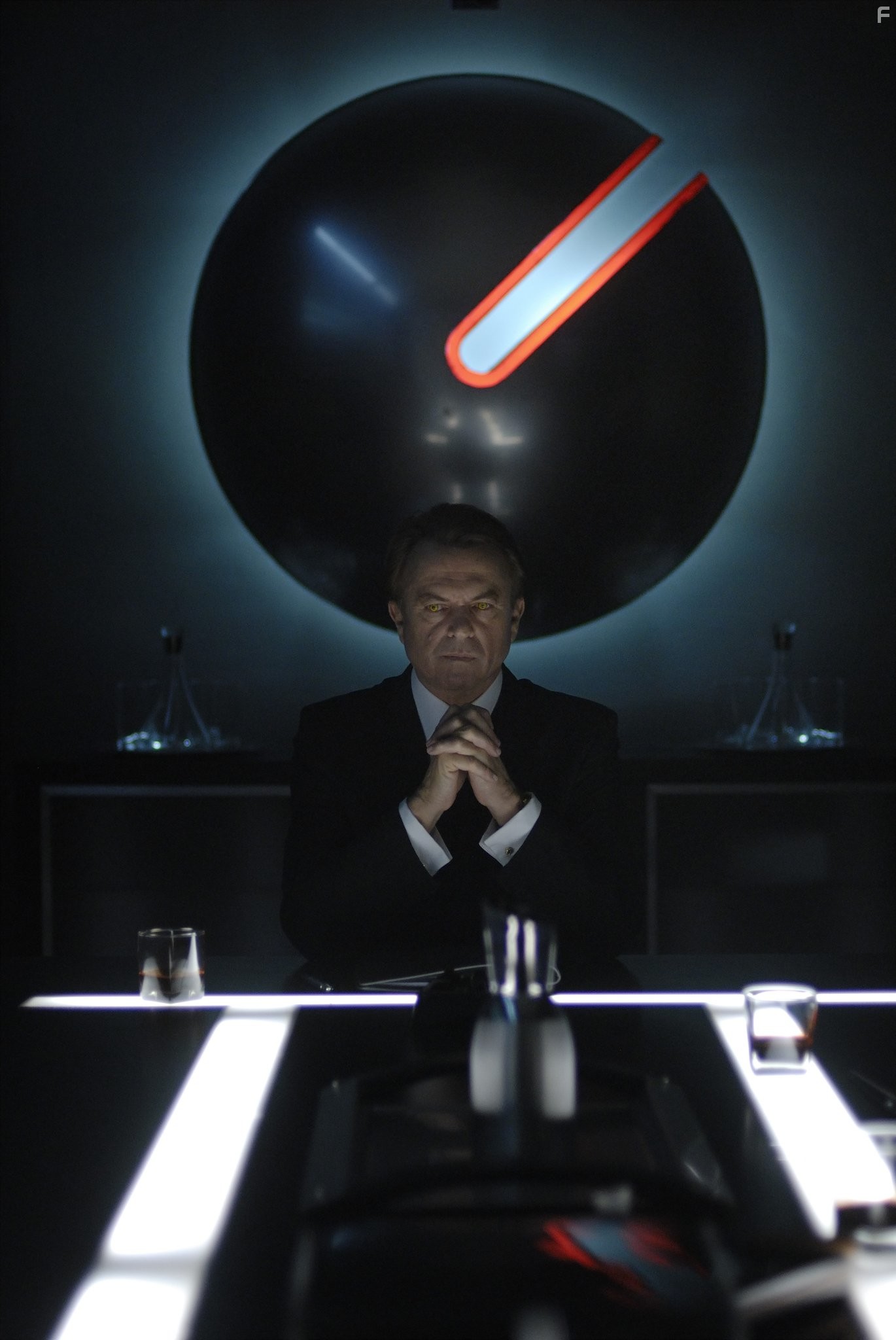 Sam Neill in Воины света (2009)