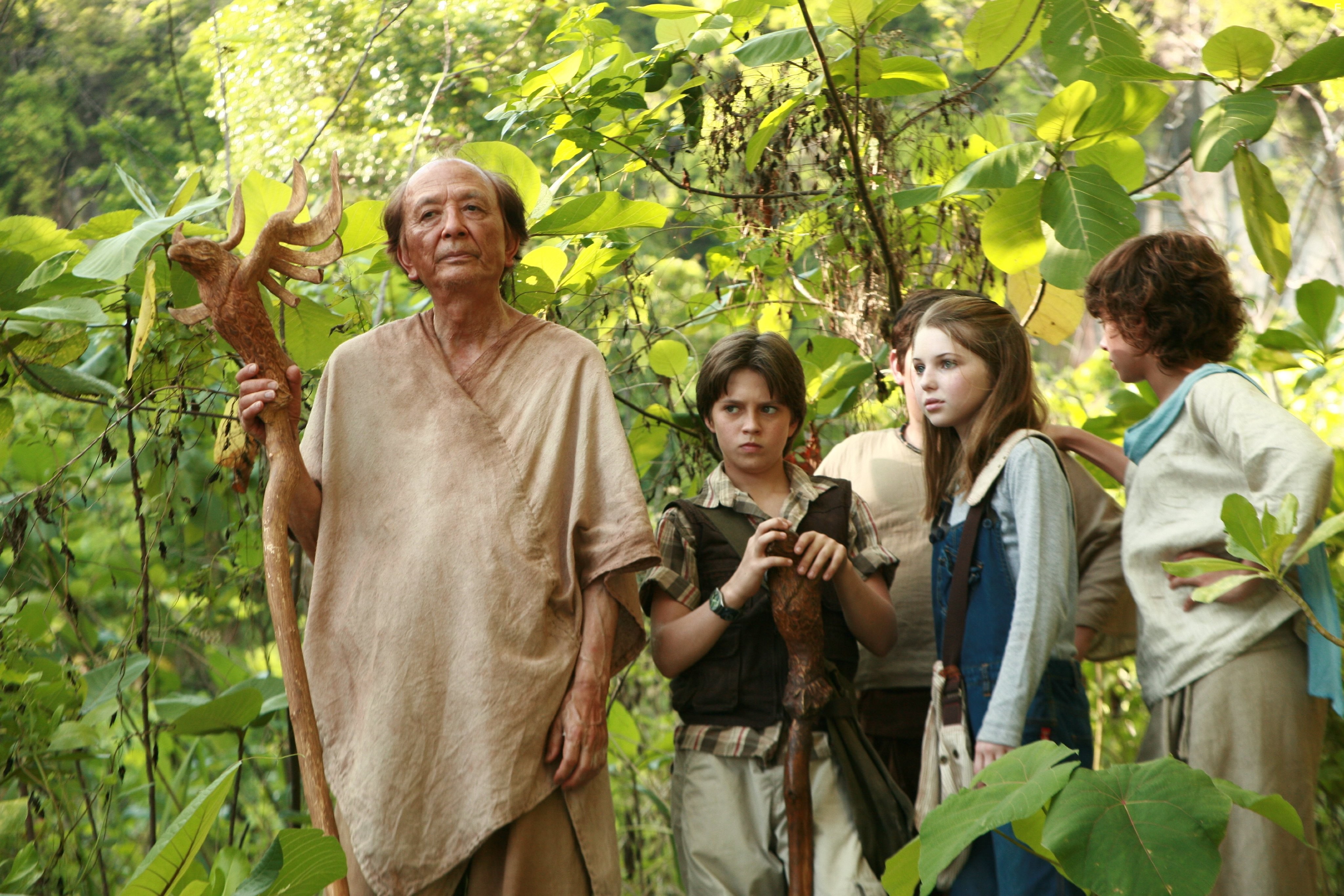 James Hong, Jansen Panettiere, Sammi Hanratty, and William Brent in The Lost Medallion: The Adventures of Billy Stone (2013)