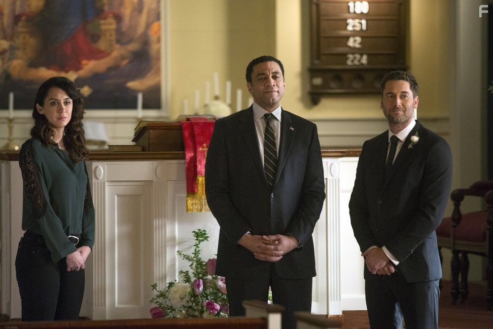 Harry Lennix, Mozhan Marn?, and Ryan Eggold in Черный Список (2013)