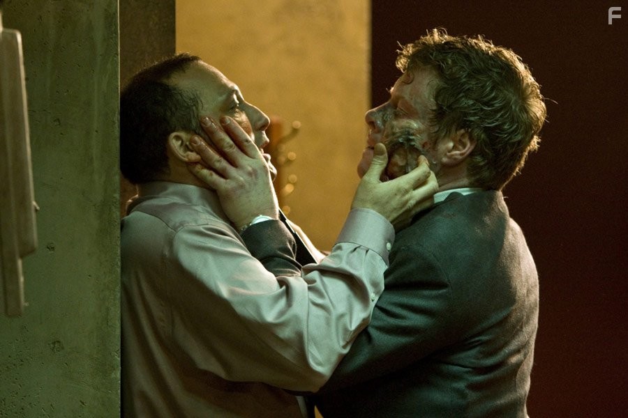 Jason Schombing and David Richmond-Peck in Козырные тузы 2: Бал смерти (2010)