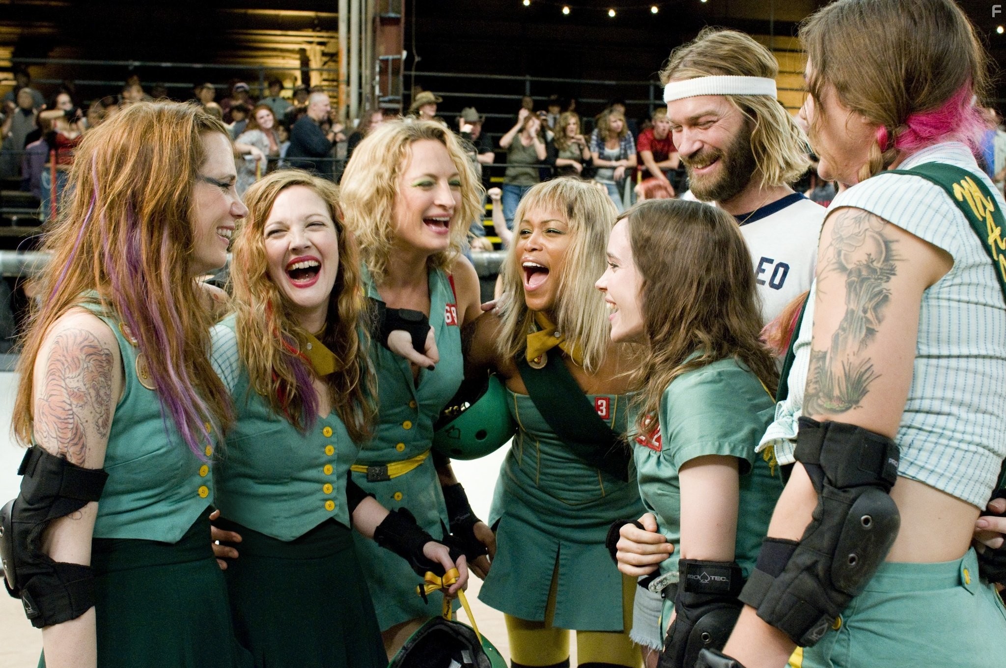 Drew Barrymore, Ellen Page, Andrew Wilson, Zo? Bell, Eve, and Kristen Wiig in Катись! (2009)
