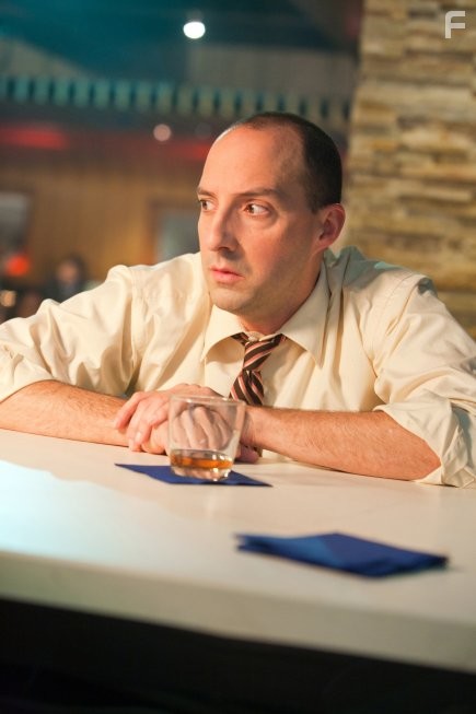 Tony Hale in Живая мишень (2010)