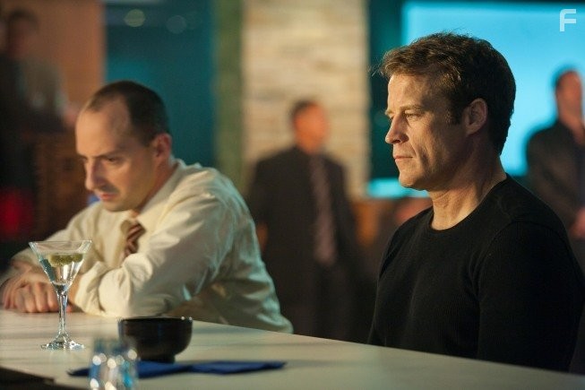 Tony Hale and Mark Valley in Живая мишень (2010)