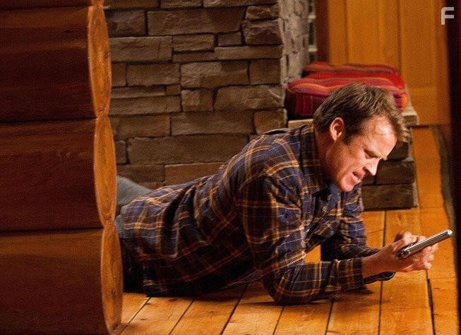 Mark Valley in Живая мишень (2010)