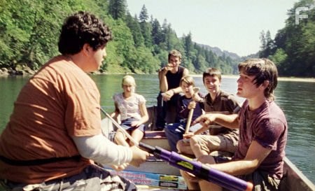 Rory Culkin, Ryan Kelley, Trevor Morgan, Josh Peck, Carly Schroeder, and Scott Mechlowicz in Жестокий ручей (2004)