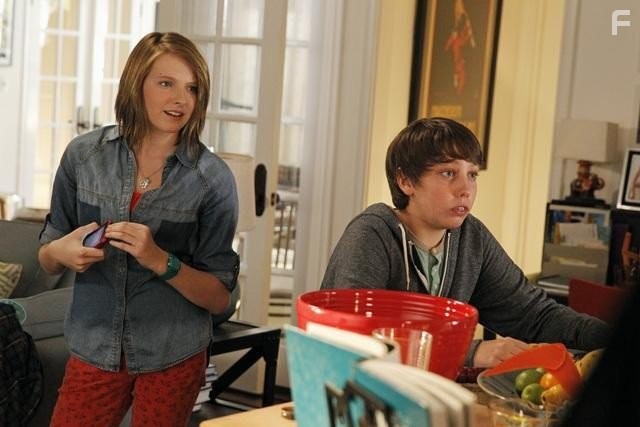 Ryan Lee and Gianna LePera in Третья жена (2013)