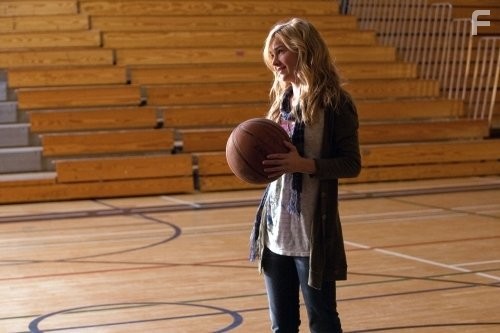 Britt Robertson in Жизнь непредсказуема (2010)