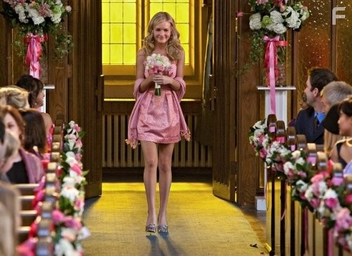 Britt Robertson in Жизнь непредсказуема (2010)