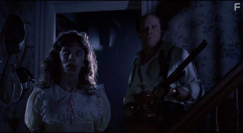 Heather Mazur and Tom Towles in Ночь живых мертвецов (1990)