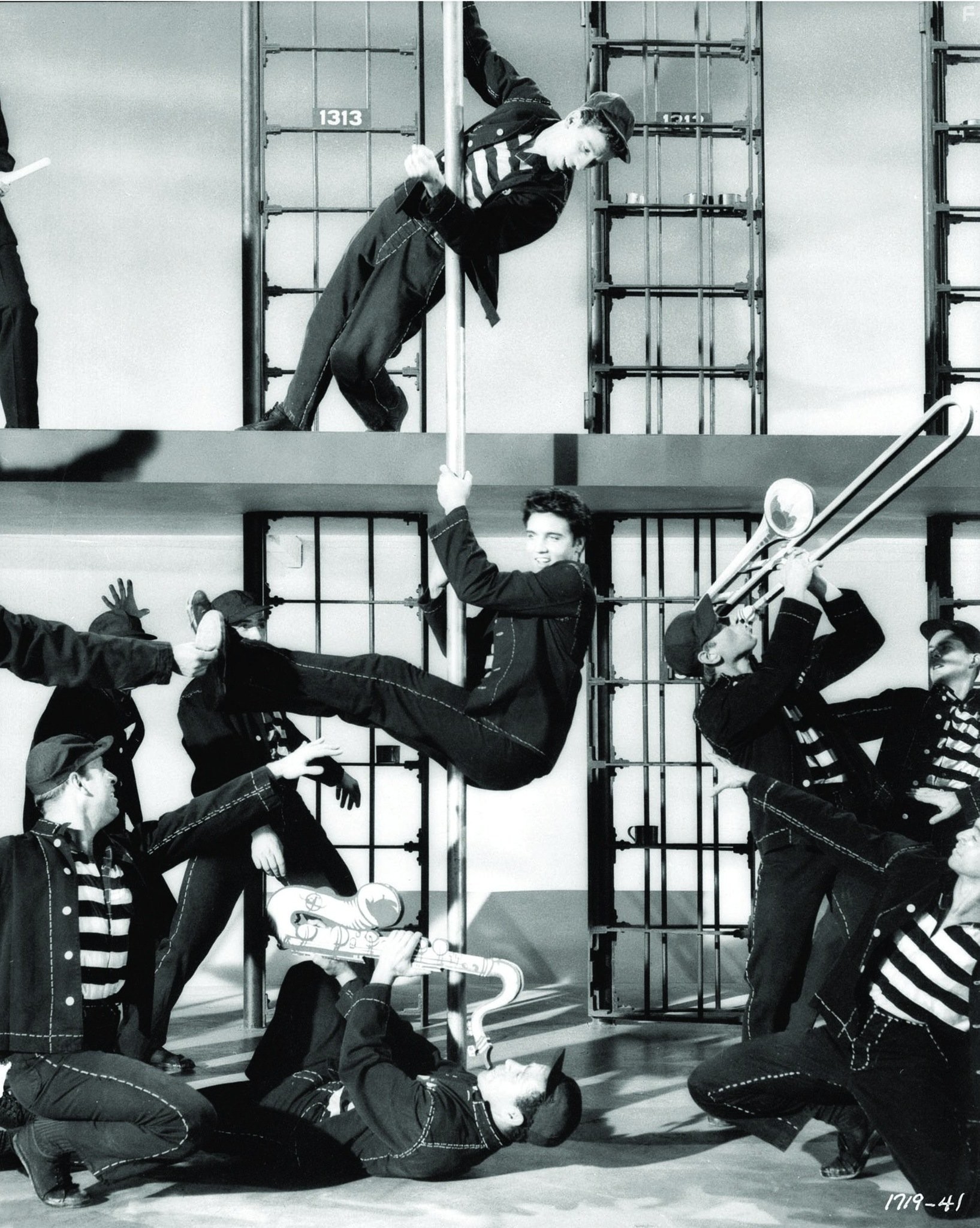 Elvis Presley in Тюремный рок (1957)