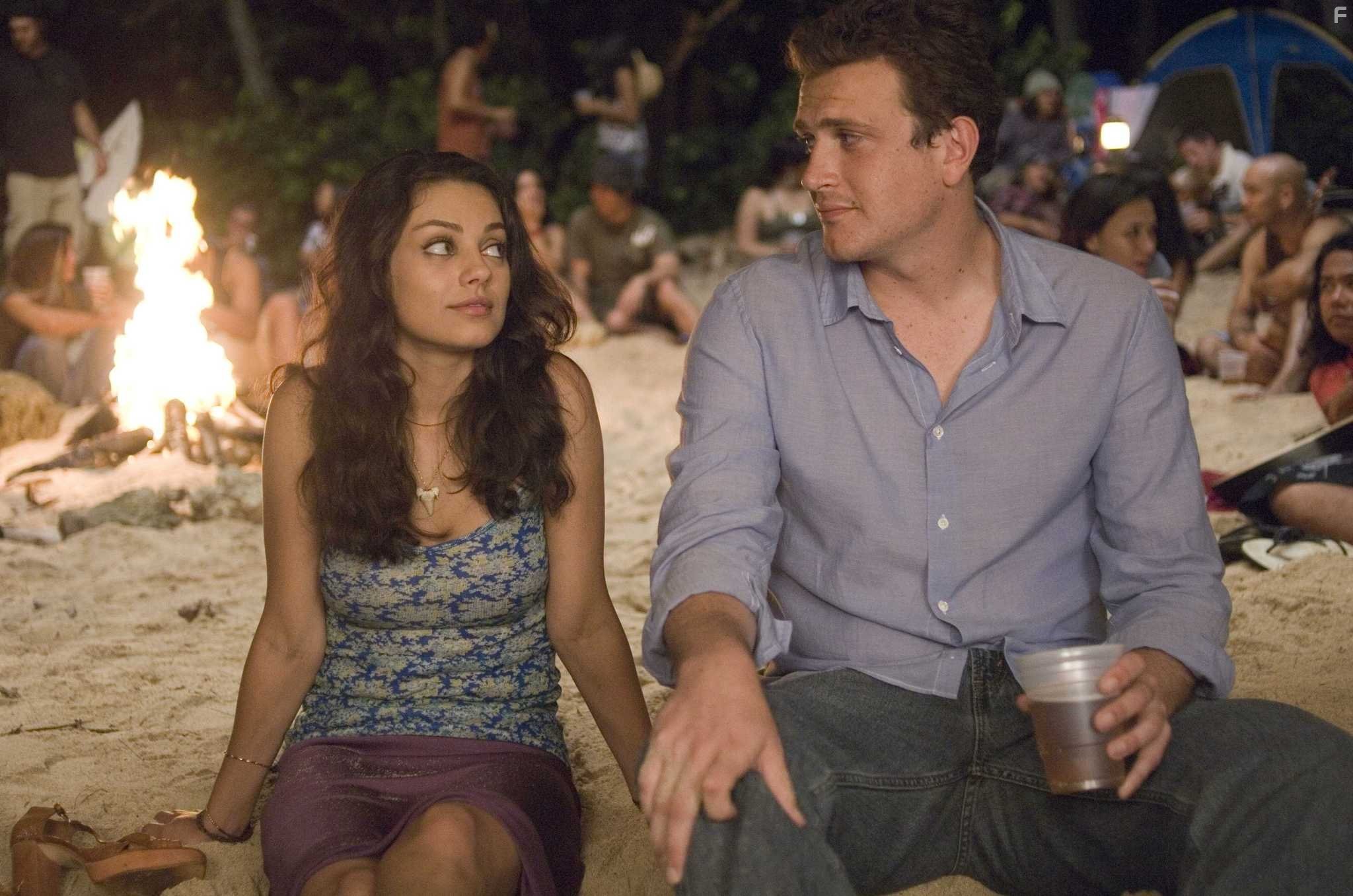 Mila Kunis and Jason Segel in В пролёте (2008)