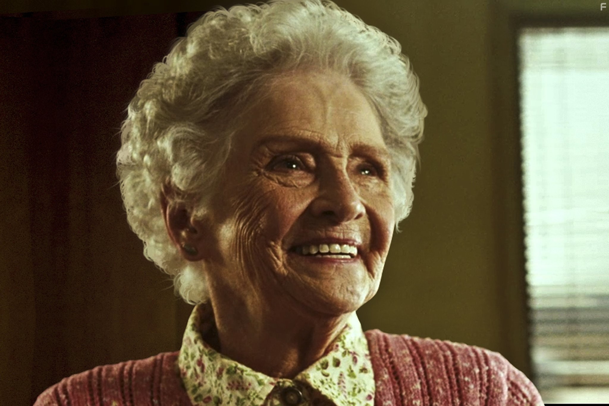 Jeanette Miller in Легион (2010)