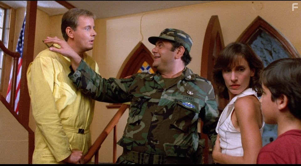 Paul Sorvino, Scott Bloom, Andrea Marcovicci, and Michael Moriarty in Вкусная дрянь (1985)