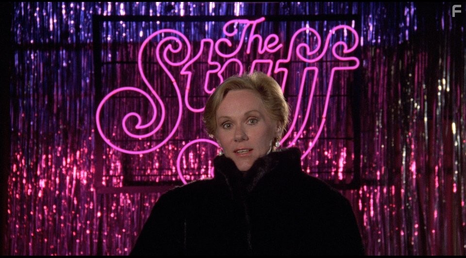 Tammy Grimes in Вкусная дрянь (1985)