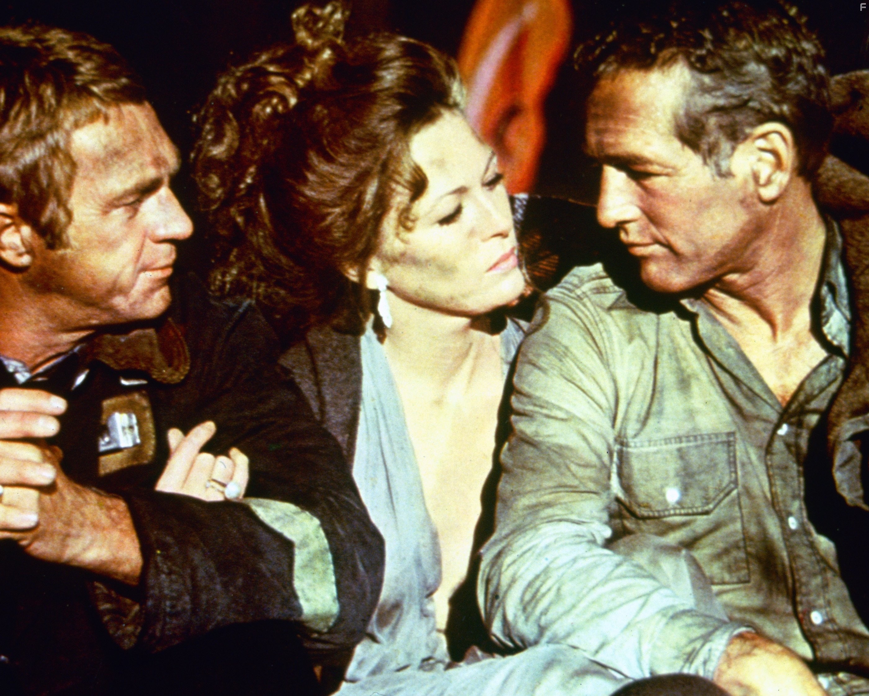 Paul Newman, Steve McQueen, and Faye Dunaway in Yздымaющийся ад (1974)