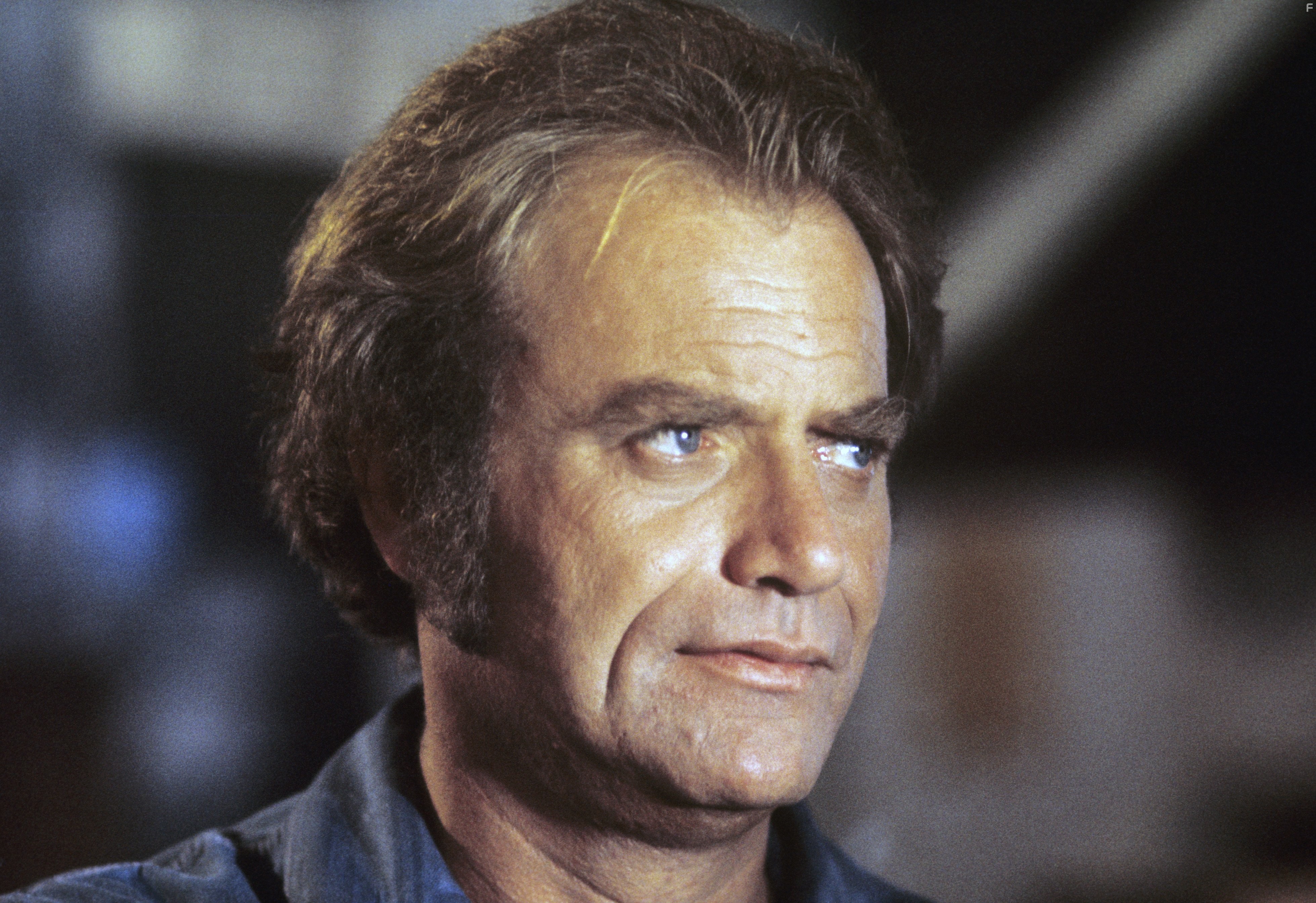 Vic Morrow in Улицы Сан Франциско (1972)