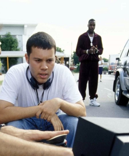 Frank E. Flowers in Гавань (2004)