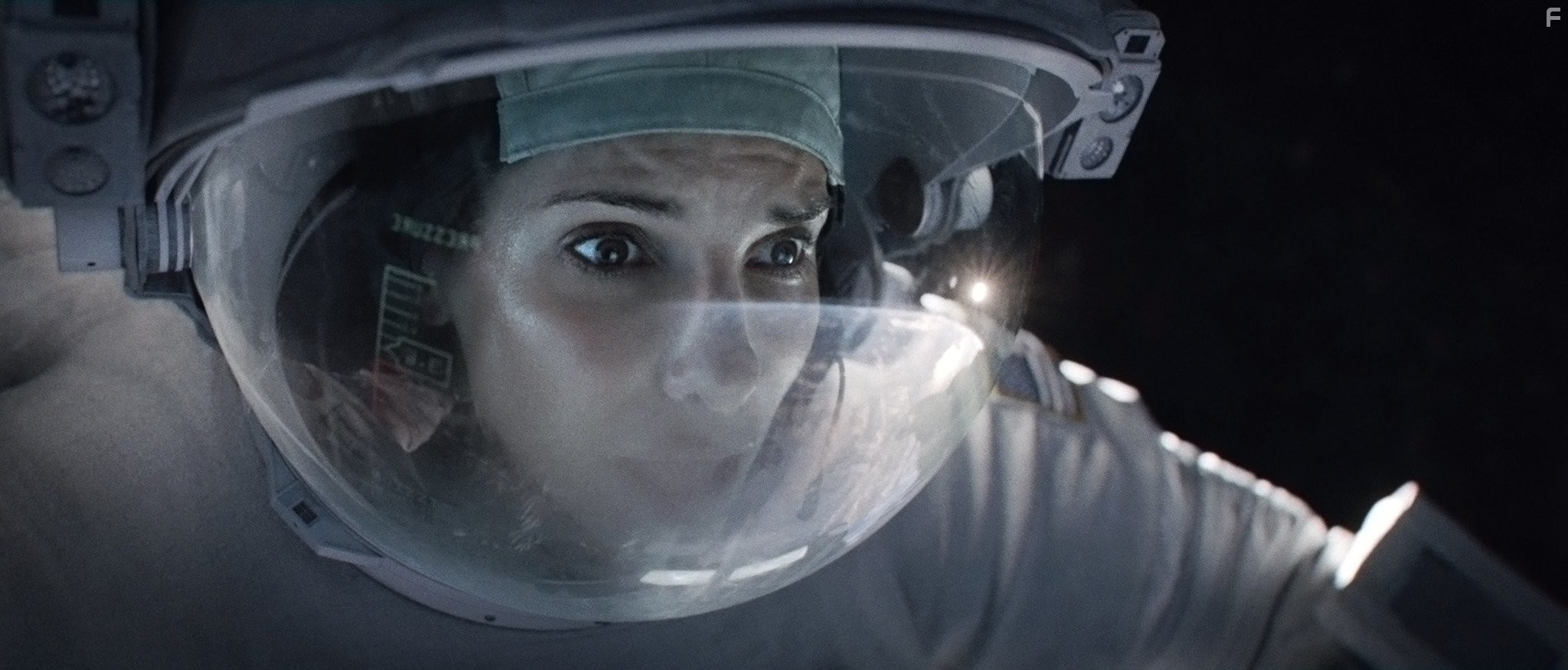 Sandra Bullock in Гравитация (2013)