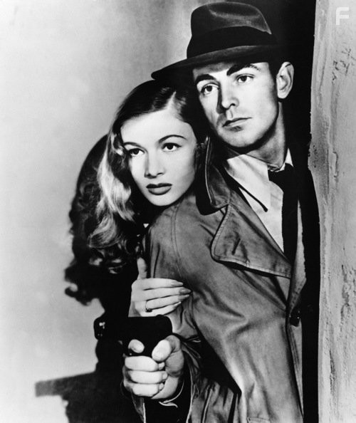 Alan Ladd and Veronica Lake in Оружие для найма (1942)