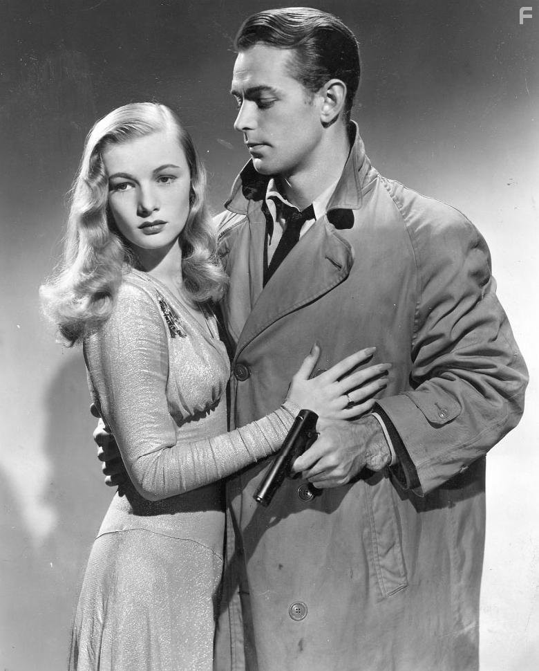 Alan Ladd and Veronica Lake in Оружие для найма (1942)