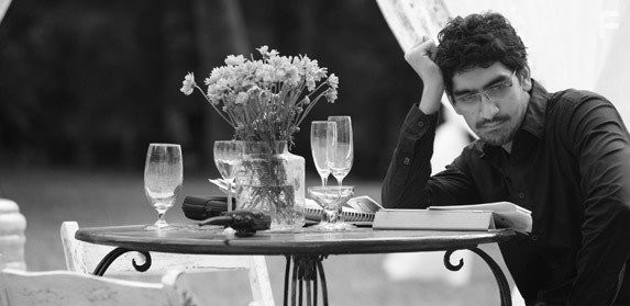 Ayan Mukherjee in Эта сумасшедшая молодежь (2013)