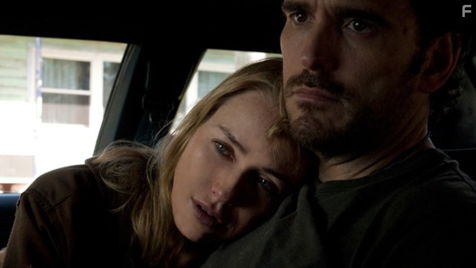 Matt Dillon and Naomi Watts in Луч света младший (2013)